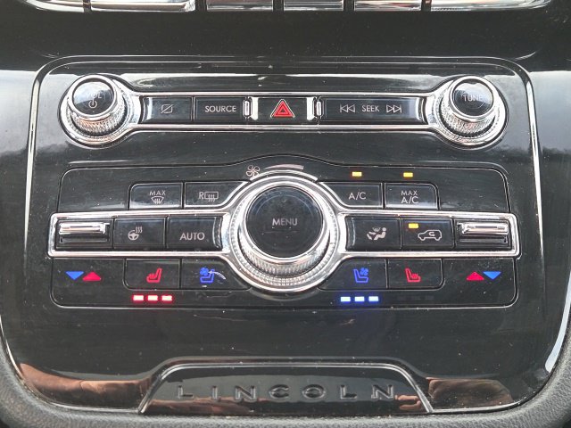 Used 2022 Lincoln Corsair Reserve w/ Equipment Group 201A AWD/4WD image 36