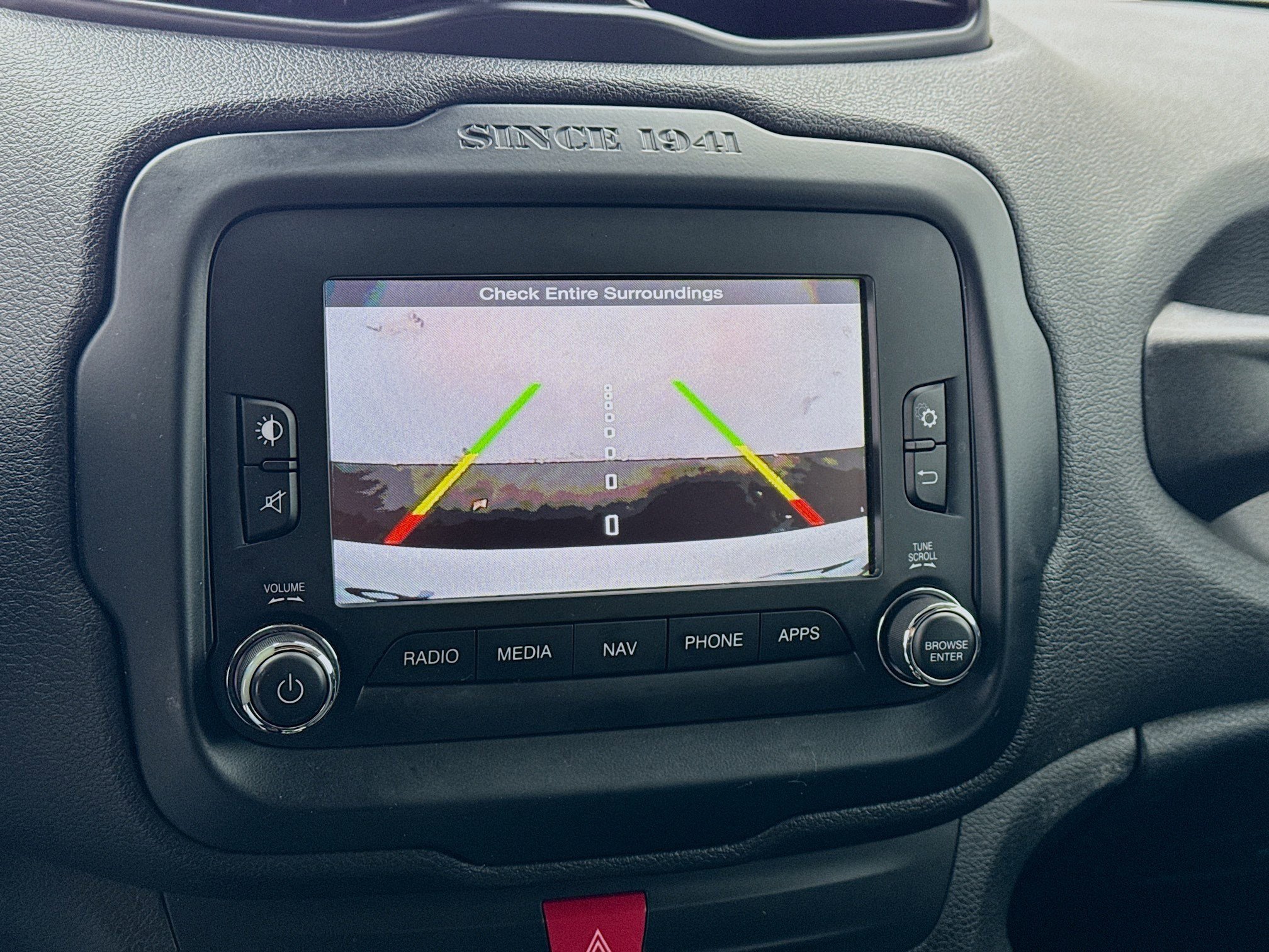 Used 2017 Jeep Renegade Trailhawk image 10