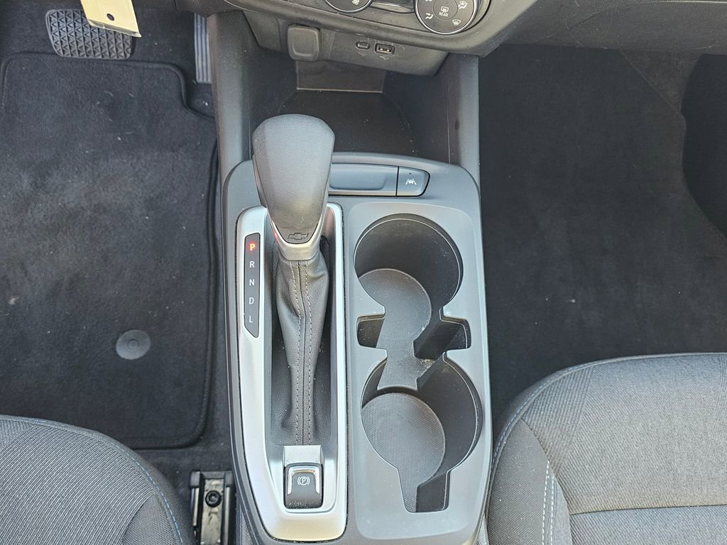 Used 2025 Chevrolet Trax LS image 23