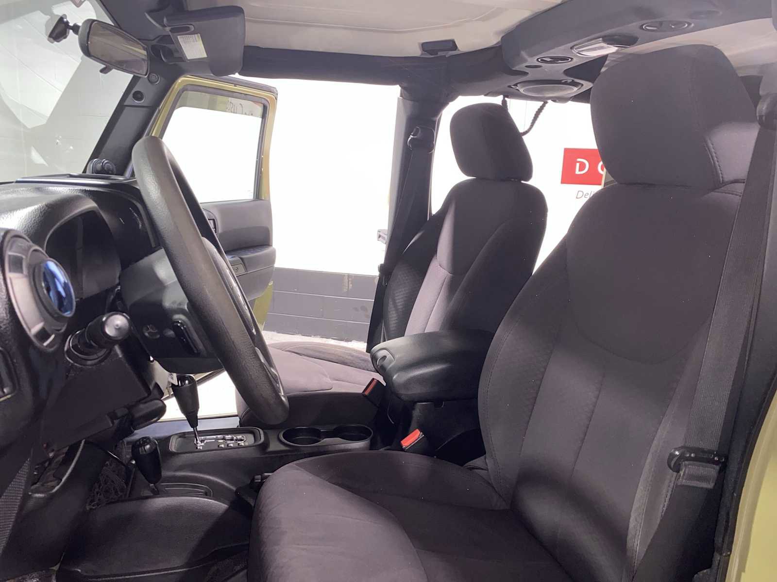 Used 2013 Jeep Wrangler Unlimited Sport image 11