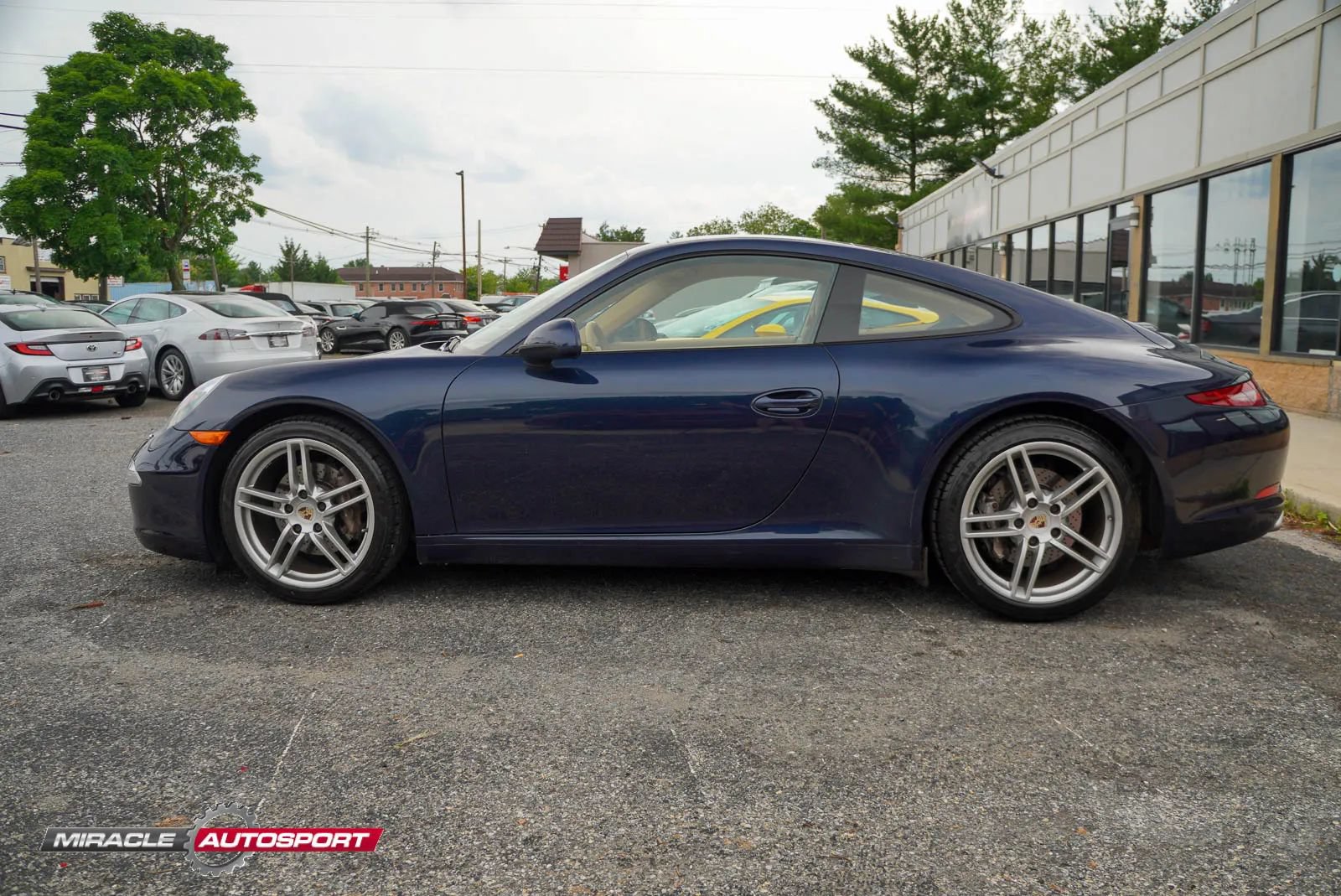 Used 2013 Porsche 911 Carrera RWD image 4
