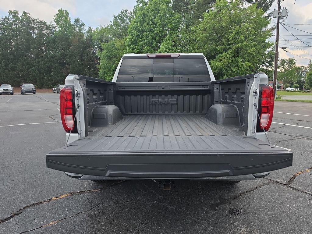 Used 2019 GMC Sierra 1500 SLE w/ SLE Value Package AWD/4WD image 12