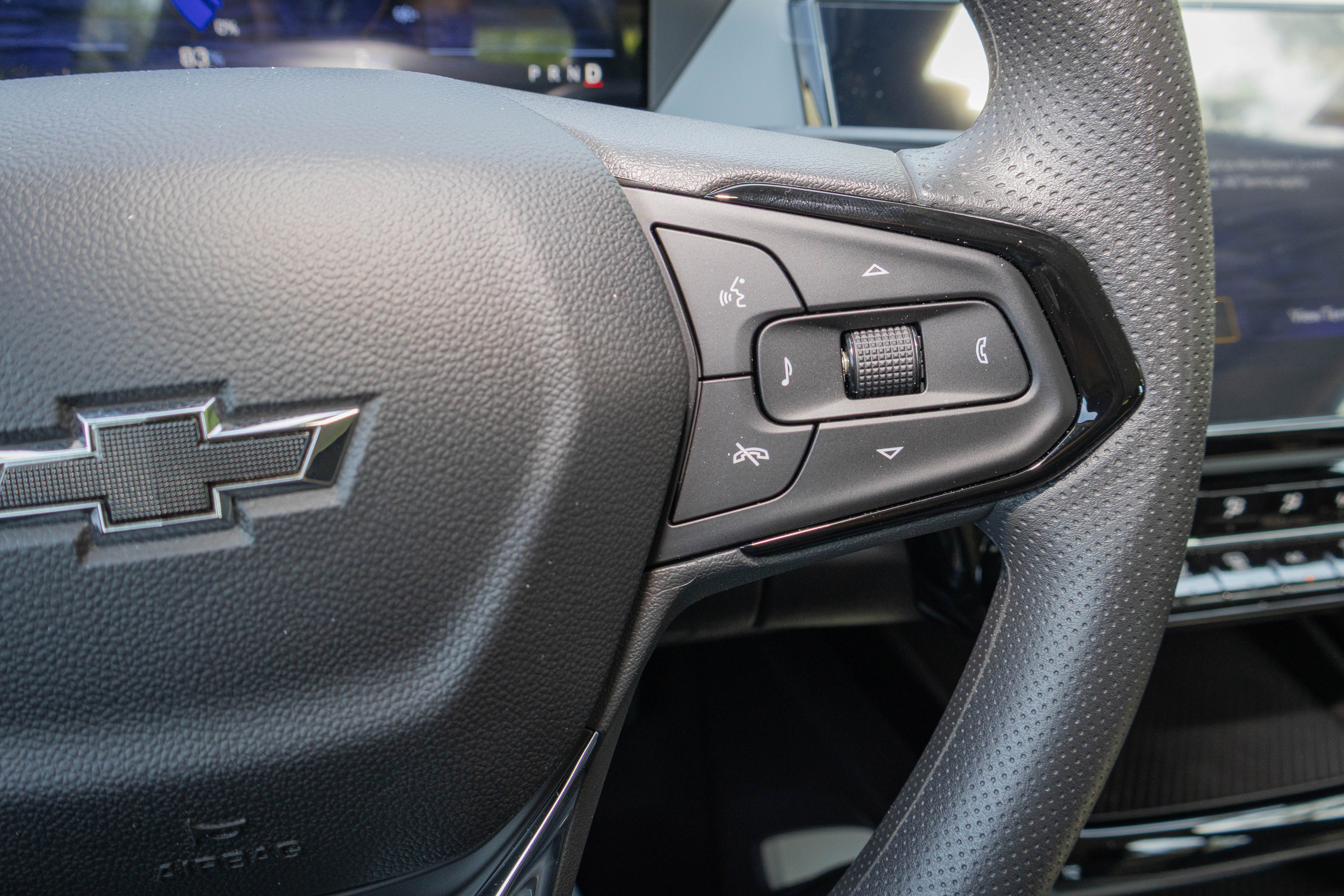 New 2027 Chevrolet Bolt LT FWD image 17