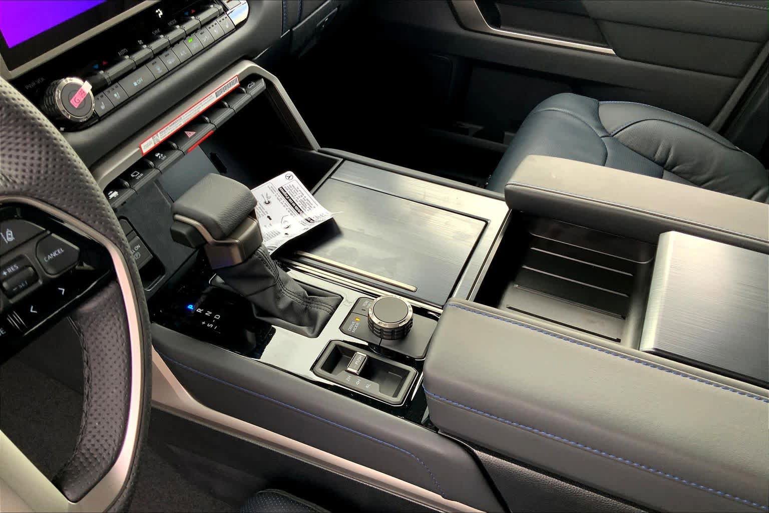 New 2026 Toyota Tundra Platinum AWD/4WD image 7