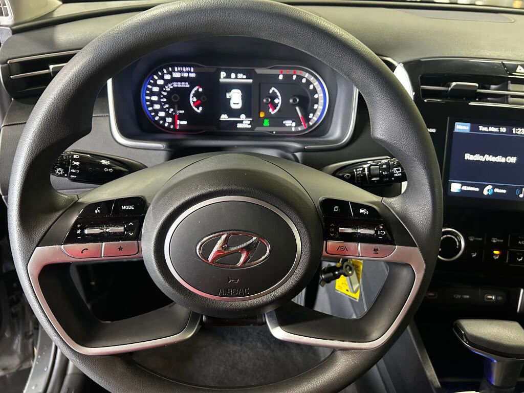 Used 2024 Hyundai Tucson SE image 8