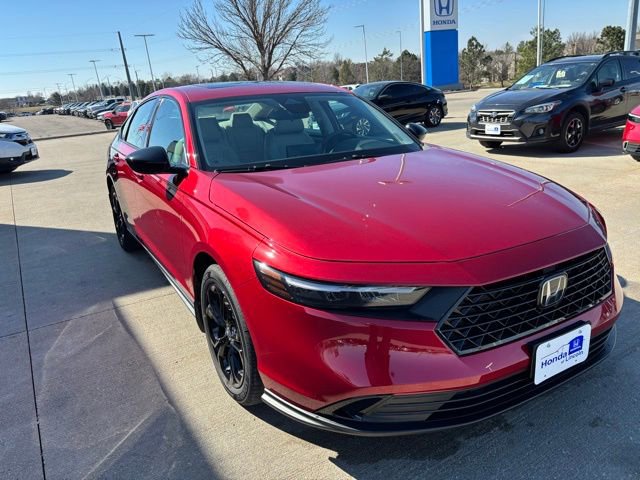 Used 2025 Honda Accord SE image 3