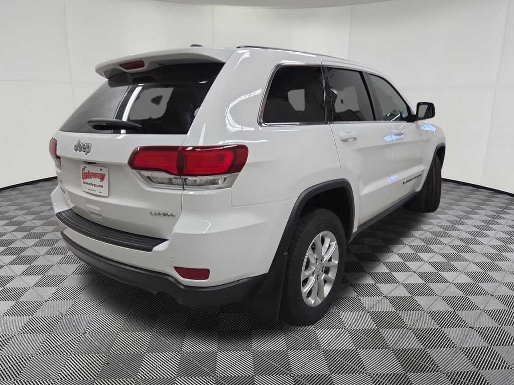 Used 2022 Jeep Grand Cherokee Laredo X AWD/4WD image 4