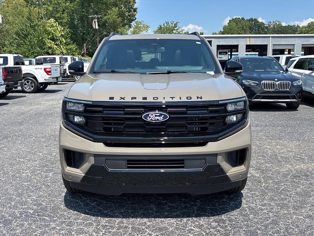 New 2027 Ford Expedition Platinum w/ Stealth Performance Package AWD/4WD image 2