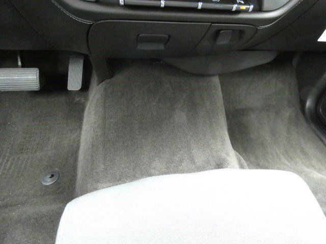 Used 2015 GMC Sierra 3500 SLE w/ SLE Convenience Package image 22