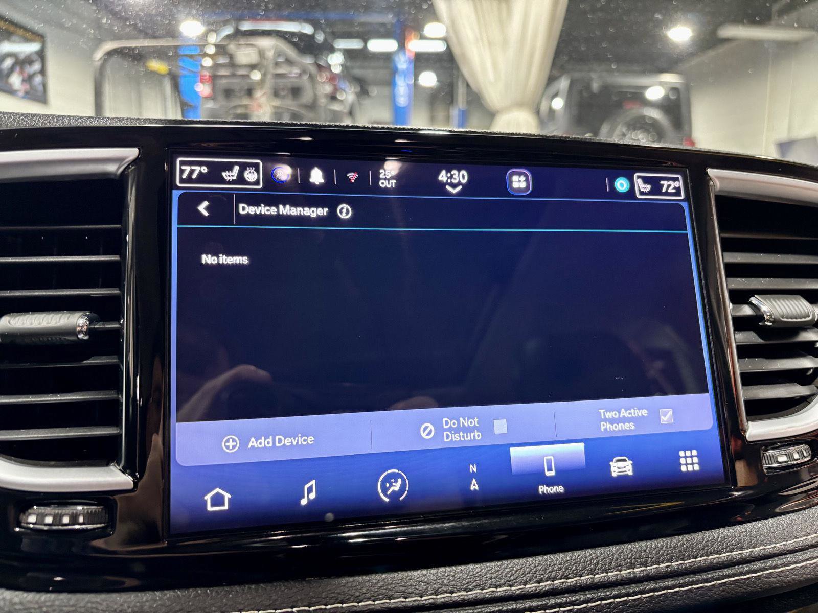 Used 2022 Chrysler Pacifica Limited image 41