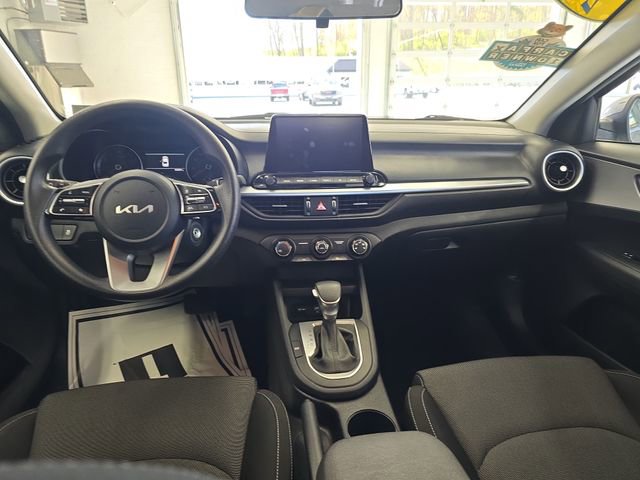 Certified 2024 Kia Forte LXS w/ LXS Technology Package FWD image 11