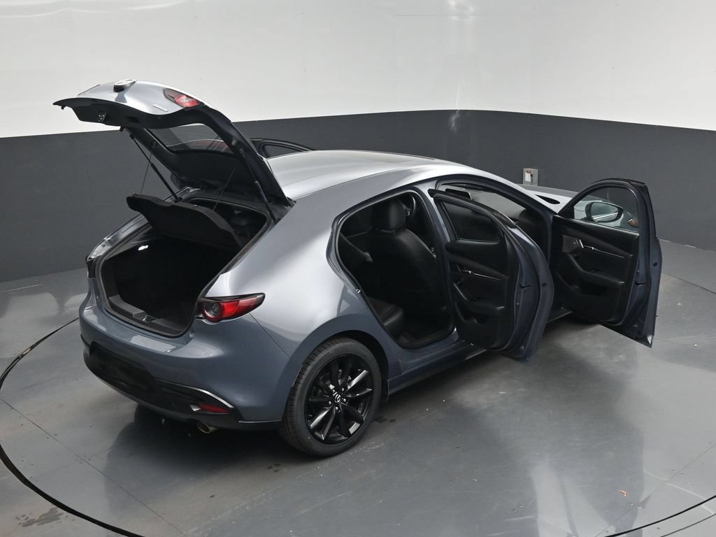 Used 2019 MAZDA MAZDA3 Hatchback w/ Premium Package FWD image 29