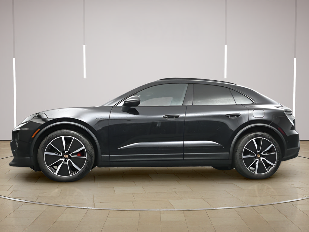 New 2025 Porsche Macan 4S Electric AWD/4WD image 32