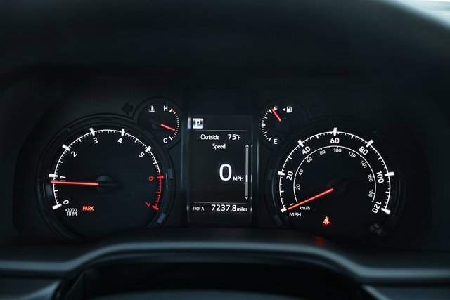 Used 2024 Toyota 4Runner SR5 Premium image 32