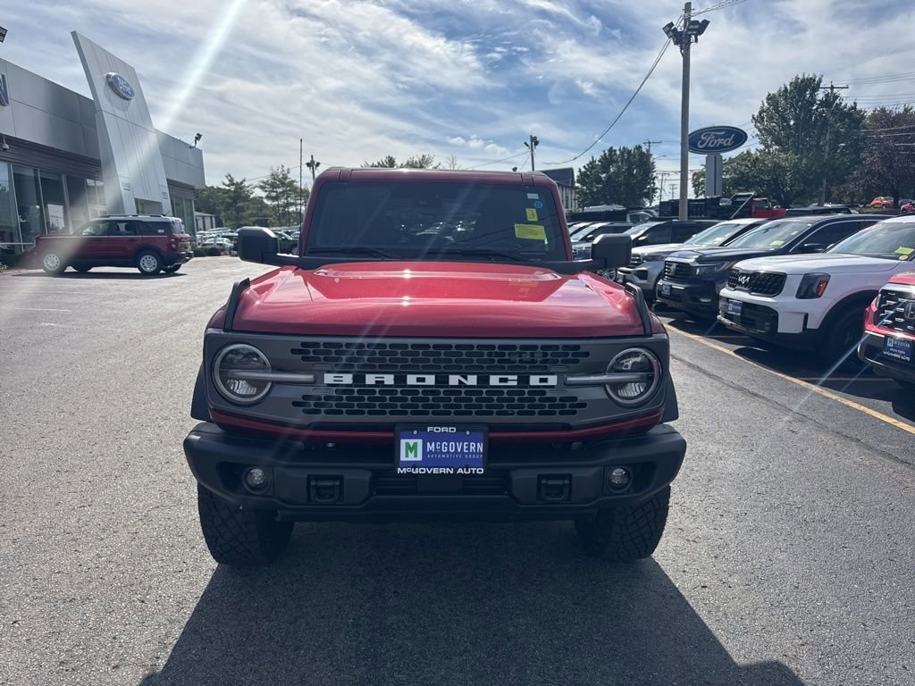 New 2025 Ford Bronco Badlands image 2