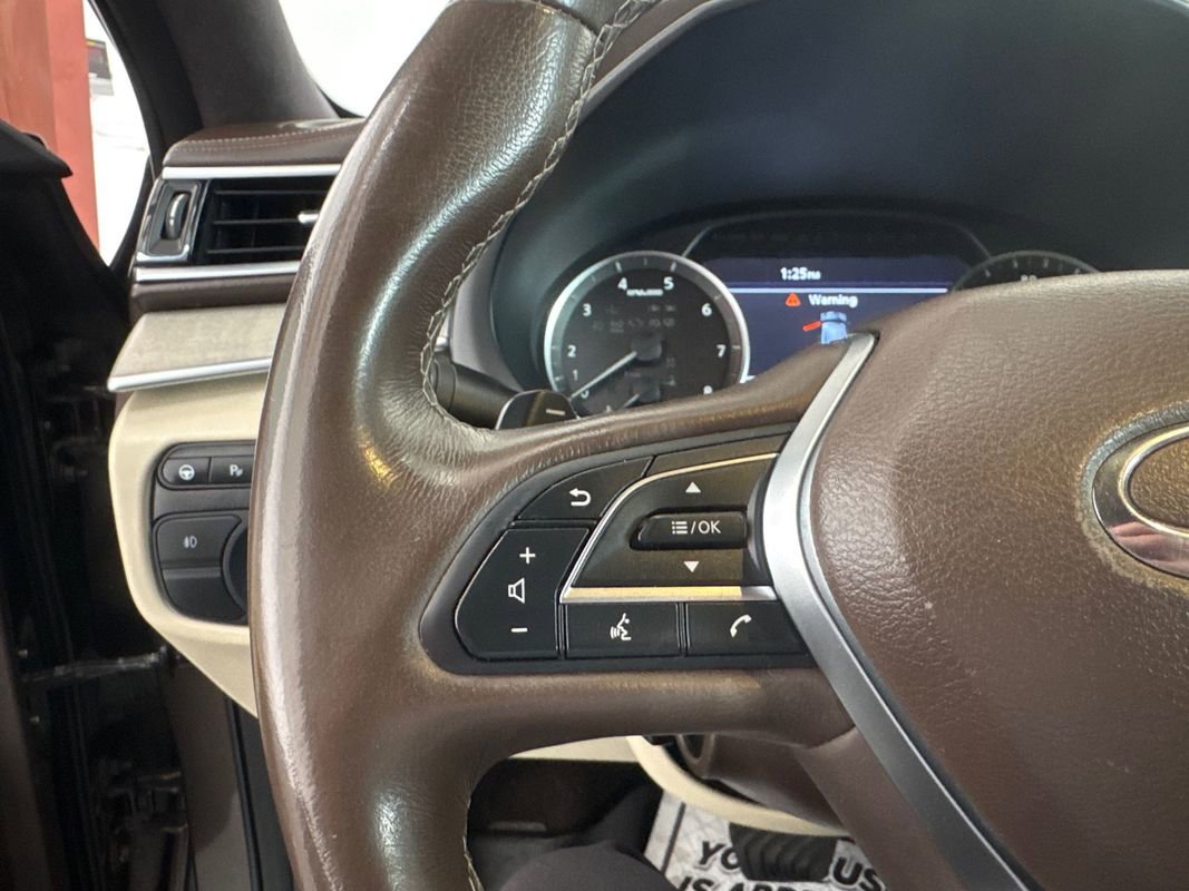 Used 2019 INFINITI QX50 Essential image 12