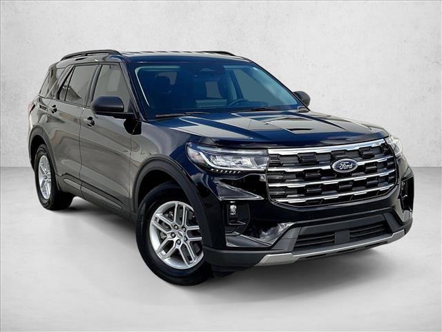 Used 2026 Ford Explorer Active w/ Active Comfort Package RWD image 9