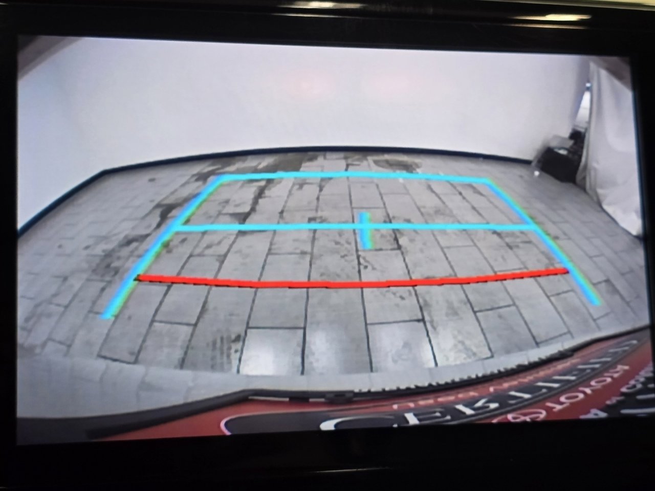 Certified 2024 Toyota Sienna XLE image 6