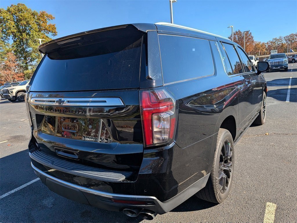 Used 2023 Chevrolet Suburban High Country image 6