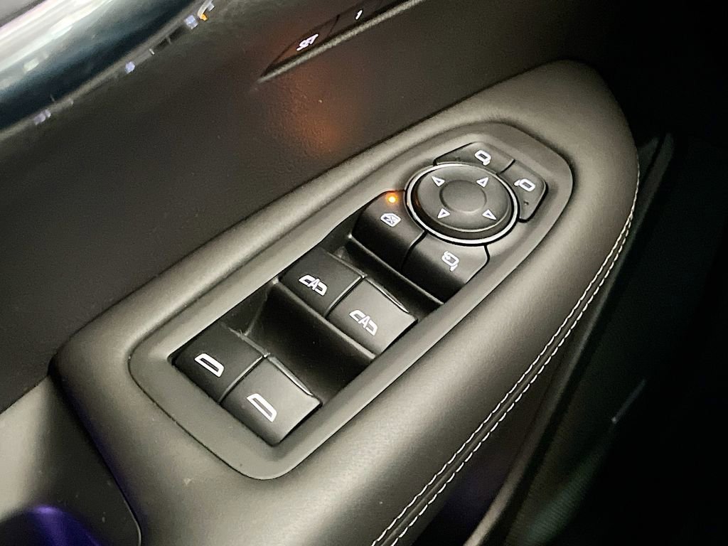 Used 2022 Cadillac XT6 Sport w/ Platinum Package image 18