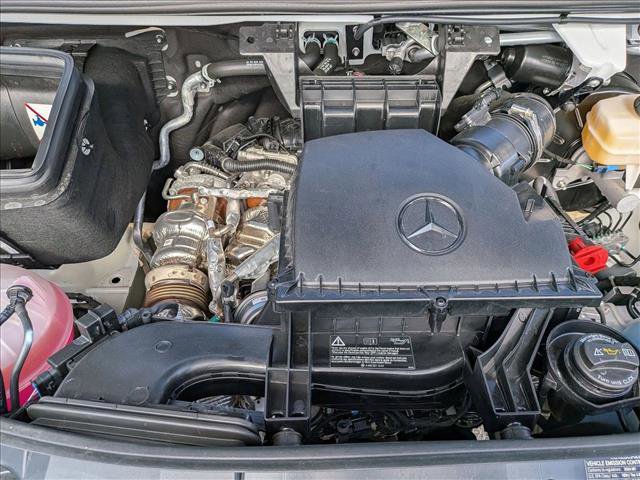 Used 2024 Mercedes-Benz Sprinter 2500 image 21
