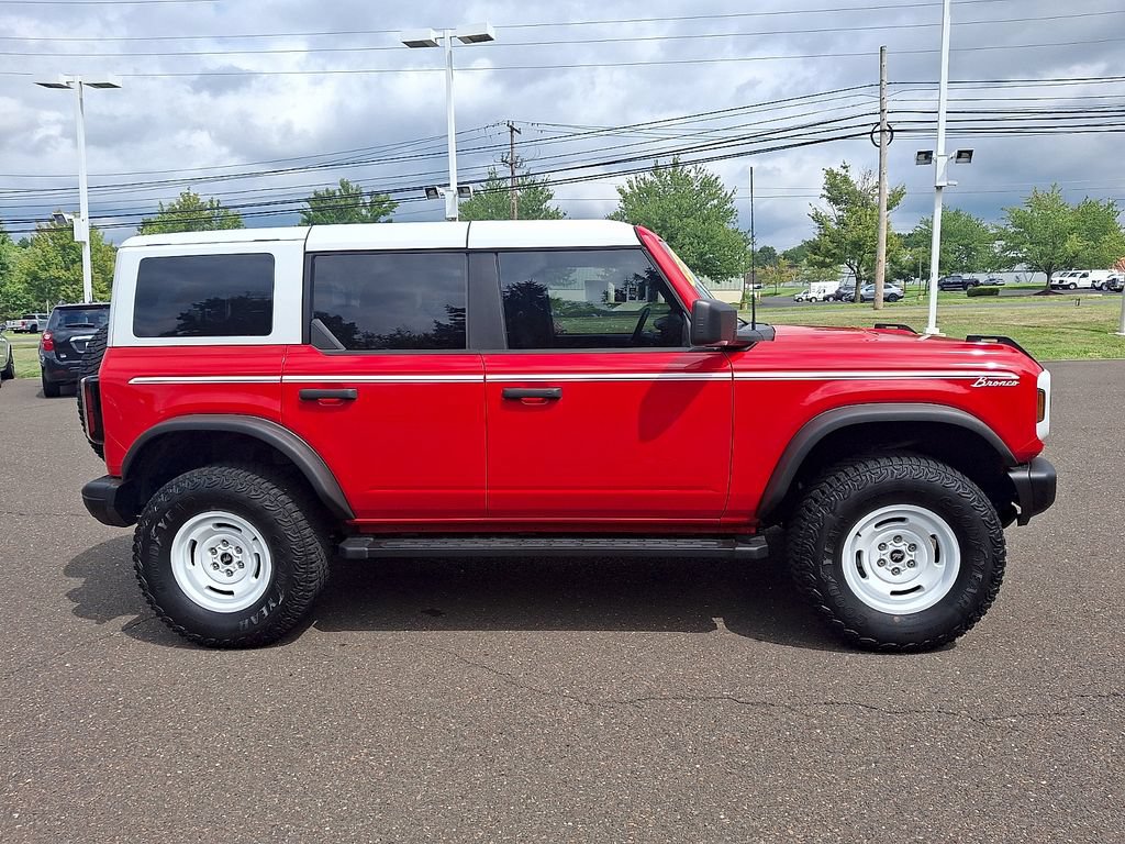 Used 2023 Ford Bronco Heritage Edition AWD/4WD image 10