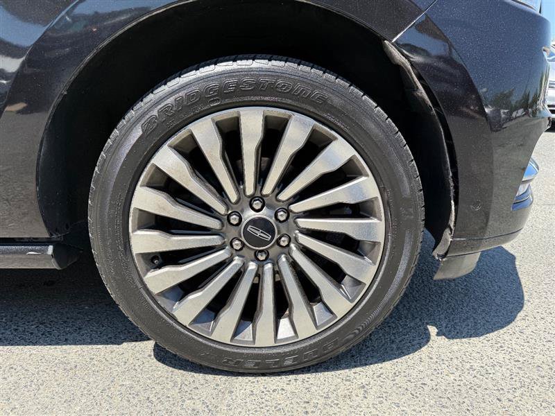 Used 2020 Lincoln Navigator Reserve w/ Luxury Package RWD image 11