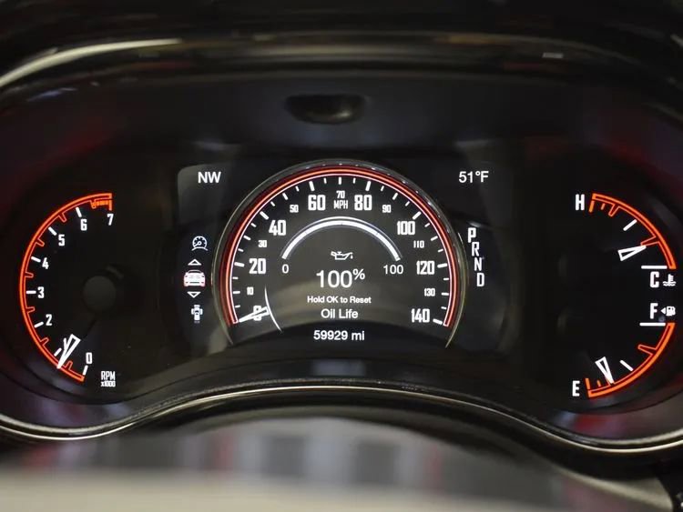 Used 2023 Dodge Durango GT image 28