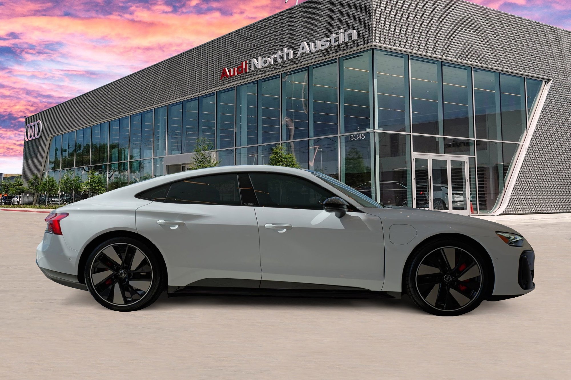 New 2026 Audi S e-tron GT Prestige image 4