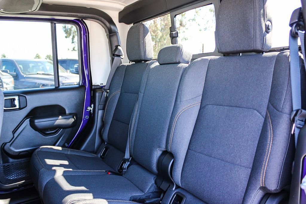 New 2026 Jeep Gladiator Sport image 19