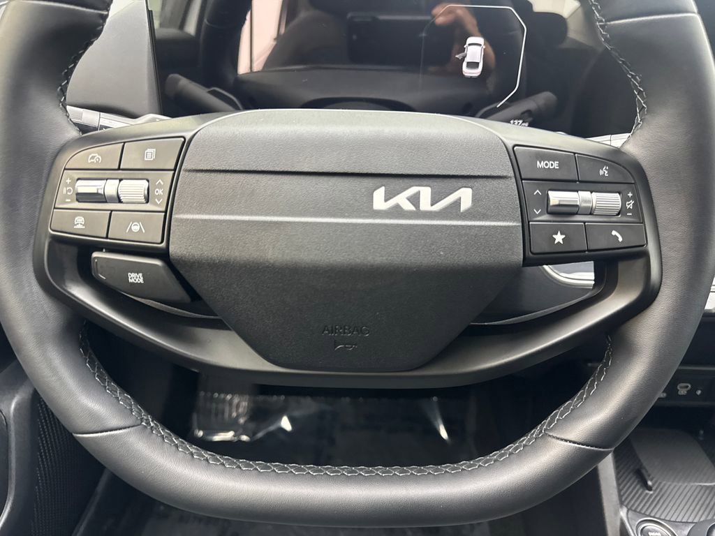 Used 2025 Kia K4 EX FWD image 57