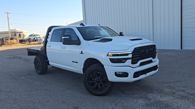 Used 2025 RAM 2500 Laramie AWD/4WD image 17