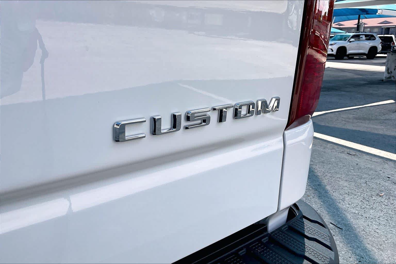 New 2026 Chevrolet Silverado 1500 Custom AWD/4WD image 15