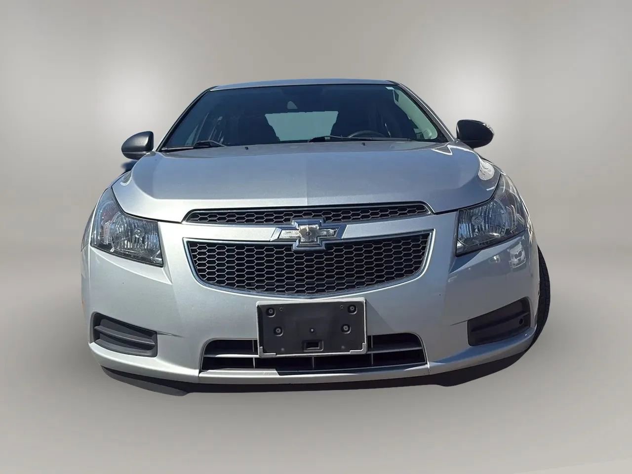 Used 2014 Chevrolet Cruze LS image 2