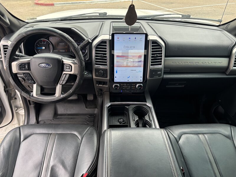 Used 2017 Ford F250 Platinum w/ Platinum Ultimate Package AWD/4WD image 19