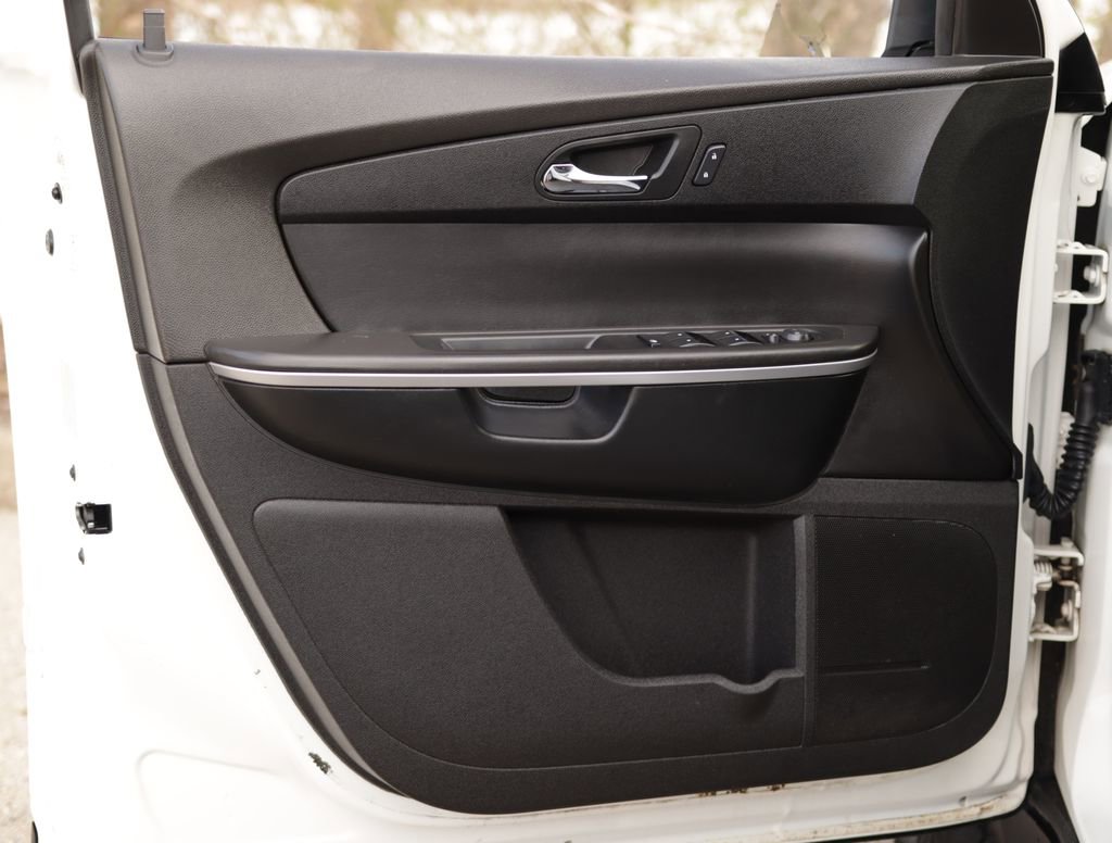 Used 2012 GMC Acadia SL w/ Preferred Package image 18