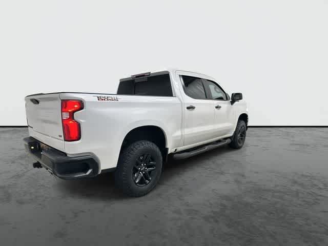 Used 2020 Chevrolet Silverado 1500 LT Trail Boss AWD/4WD image 4