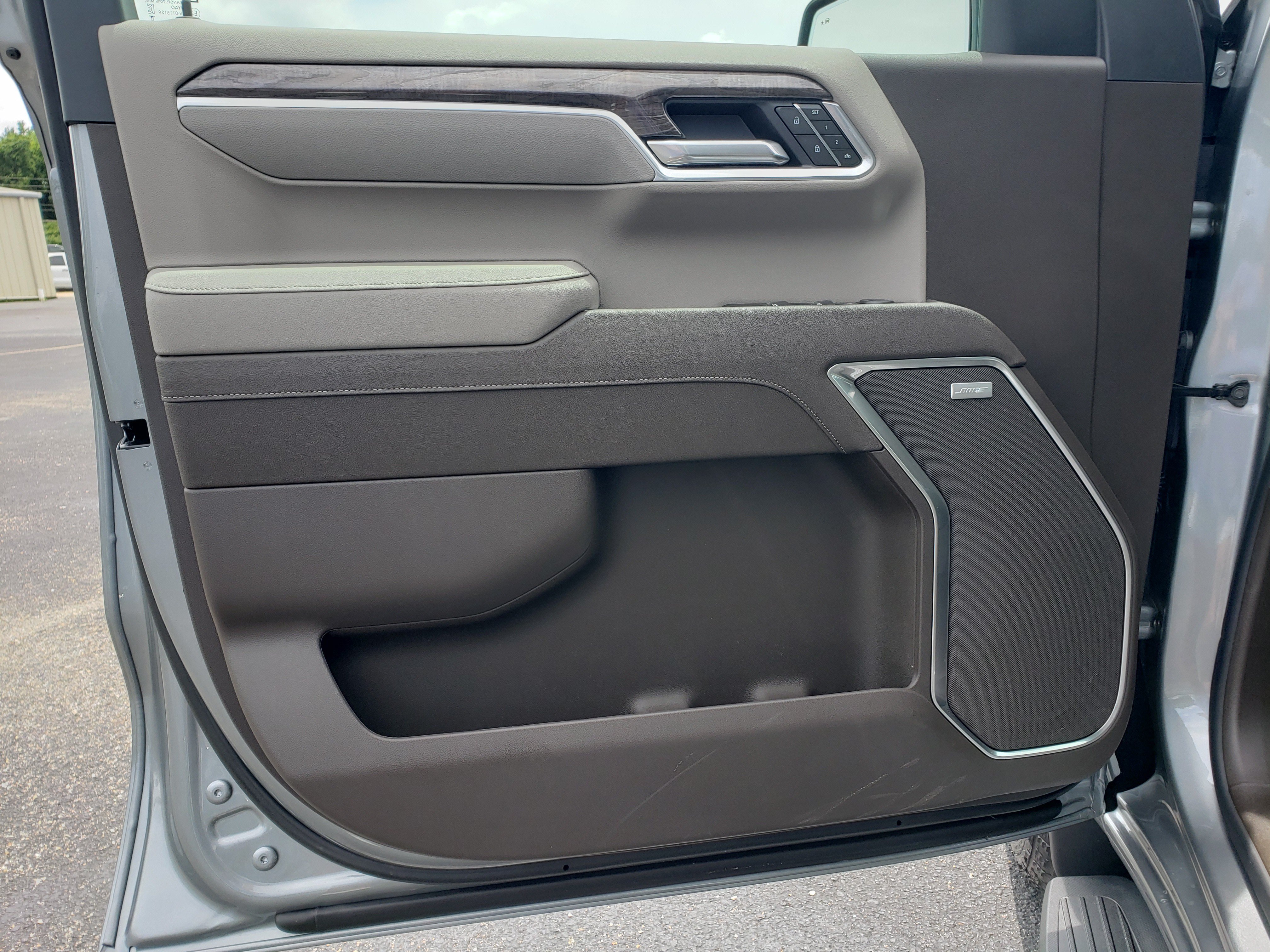 New 2026 Chevrolet Silverado 1500 LTZ AWD/4WD image 9