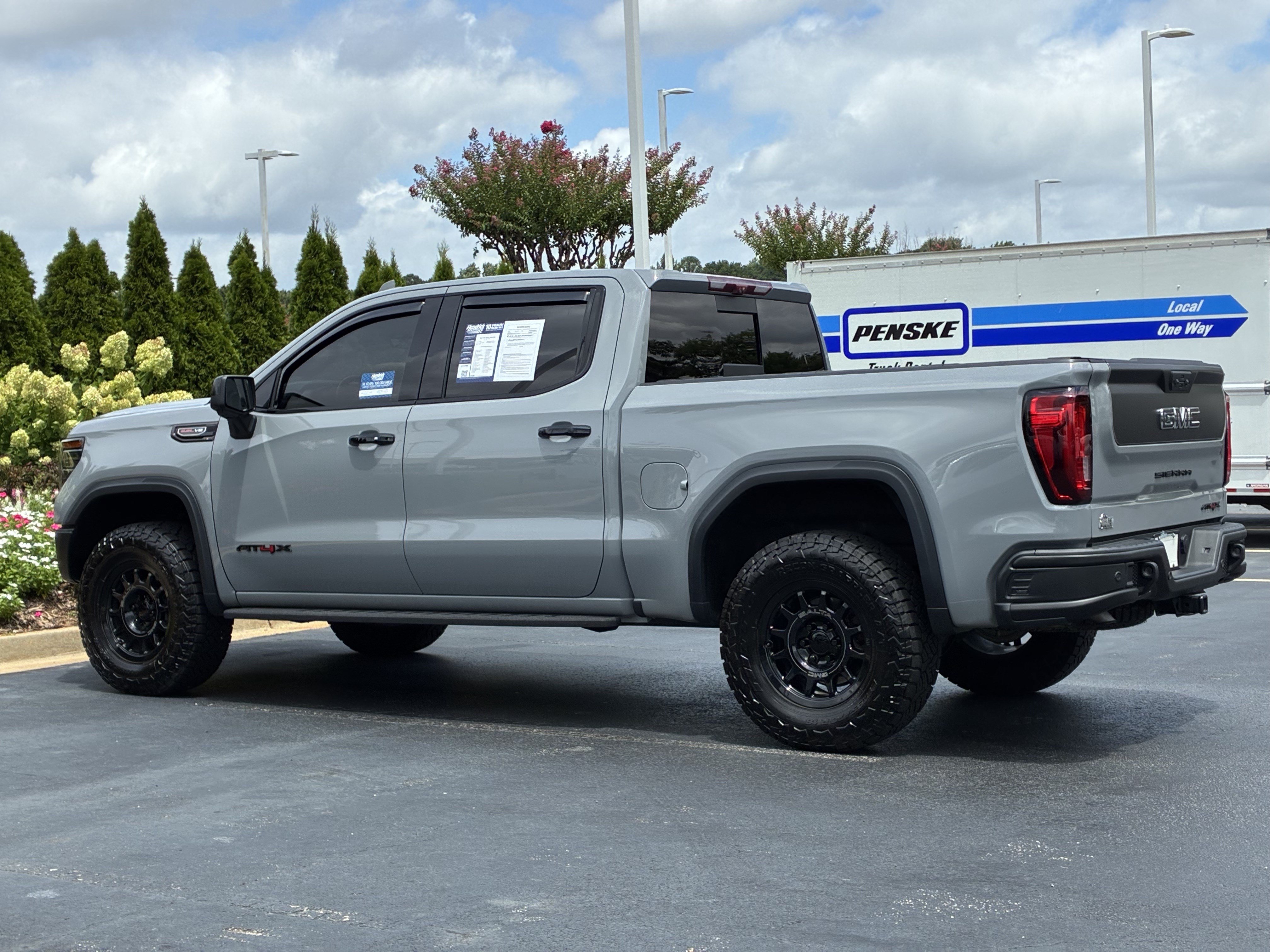 Used 2024 GMC Sierra 1500 AT4X w/ AT4X AEV Edition AWD/4WD image 10