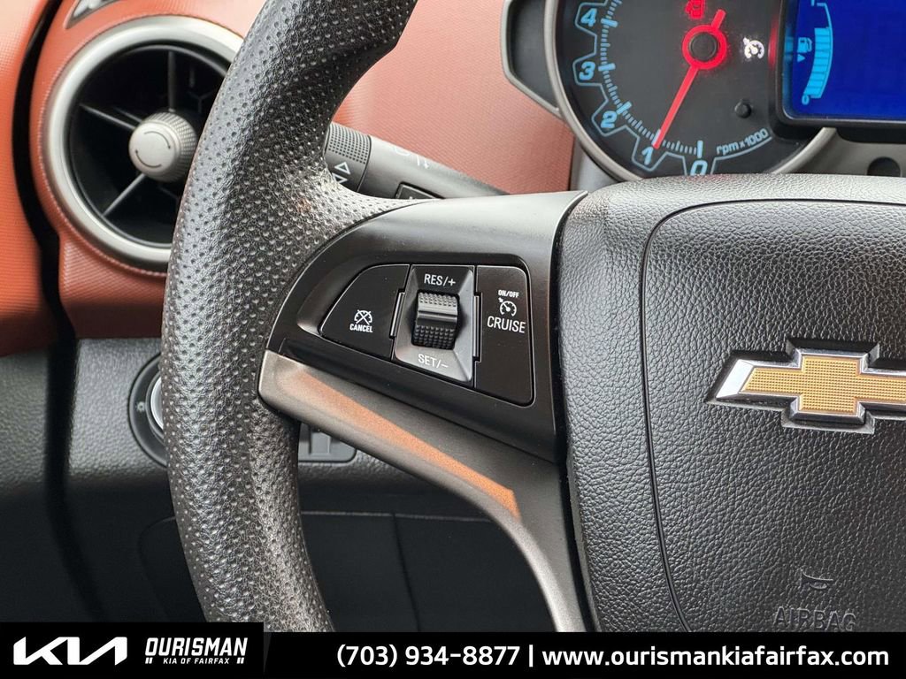 Used 2015 Chevrolet Sonic LT image 19