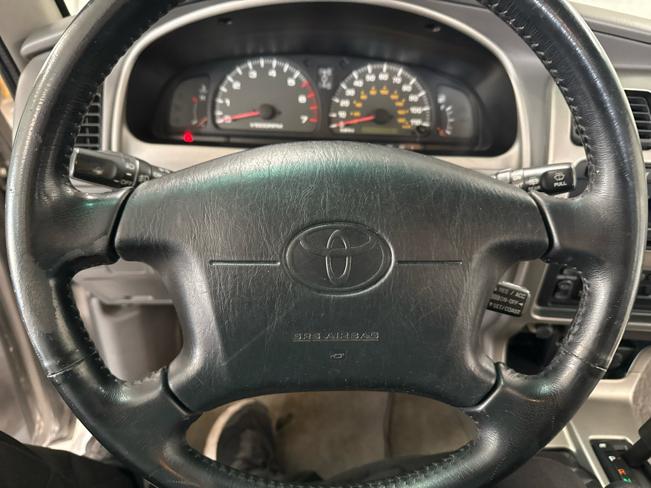 Used 2002 Toyota 4Runner SR5 image 11