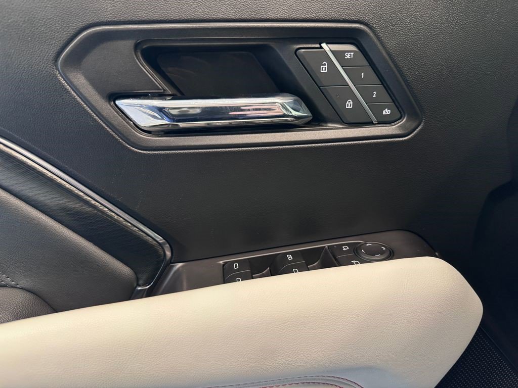 Certified 2023 GMC Canyon AT4X image 22