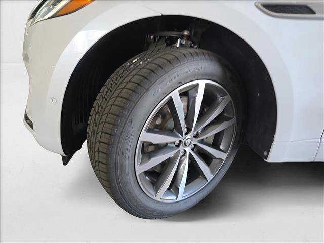 New 2026 Jaguar F-PACE R-Dynamic S image 29