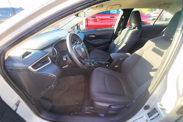 Used 2021 Toyota Corolla LE FWD image 15