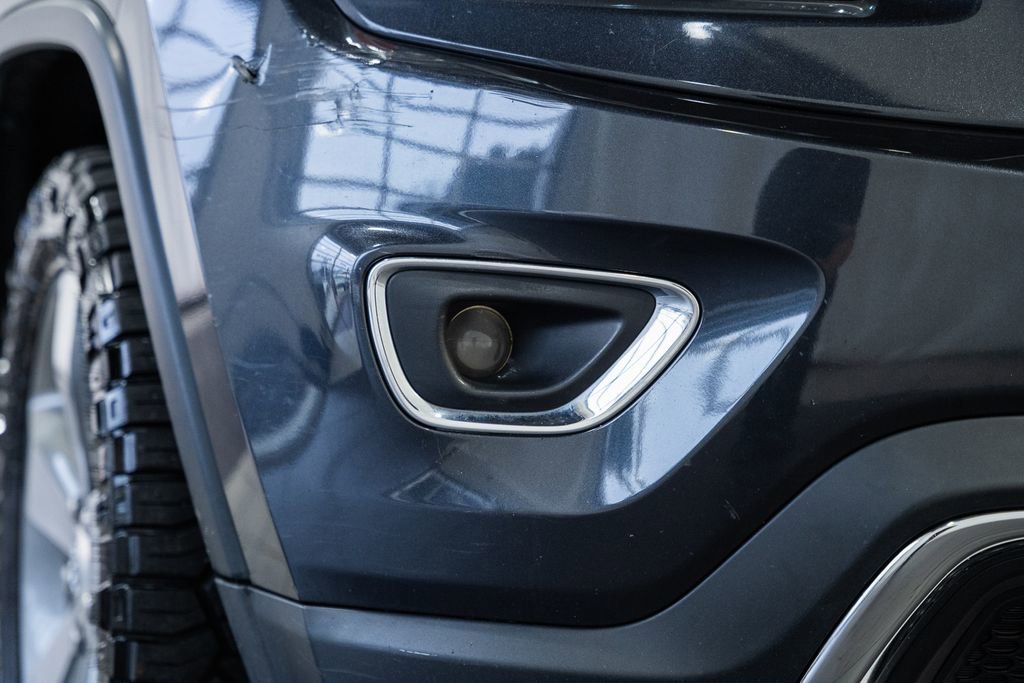 Used 2014 Jeep Grand Cherokee Limited image 17