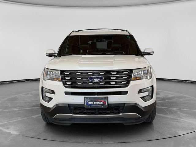 Used 2017 Ford Explorer Limited w/ Equipment Group 301A AWD/4WD image 8