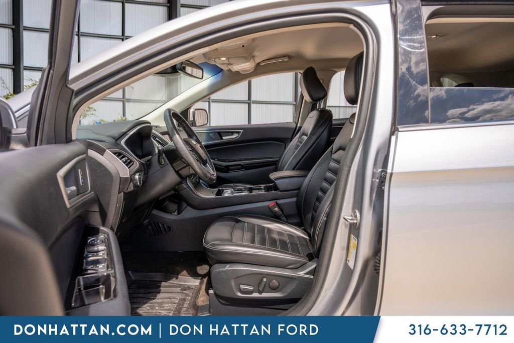 Used 2020 Ford Edge SEL w/ Convenience Package AWD/4WD image 5