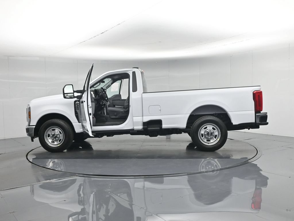 New 2026 Ford F350 XL w/ XL Chrome Package RWD image 30