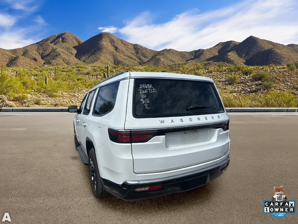 Used 2024 Jeep Wagoneer Series II w/ Flexible Seating Group RWD image 3