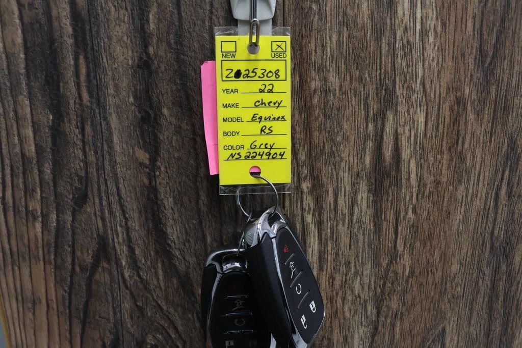 Used 2022 Chevrolet Equinox RS image 33